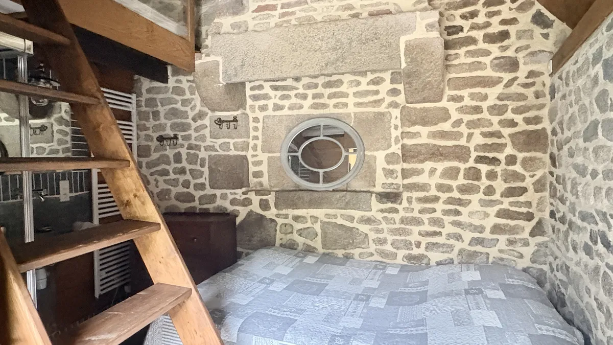 Photo 31