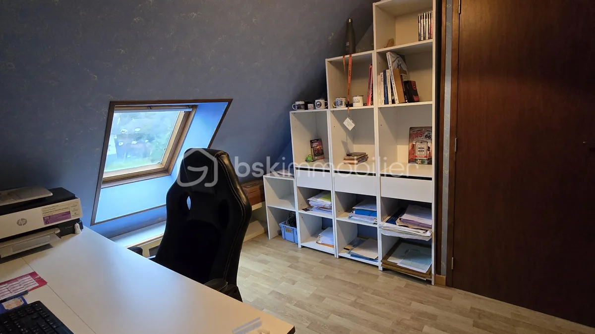 Photo 12