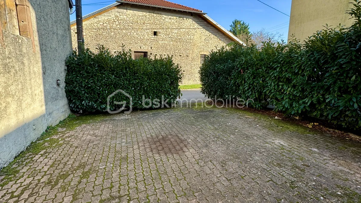 Photo 24