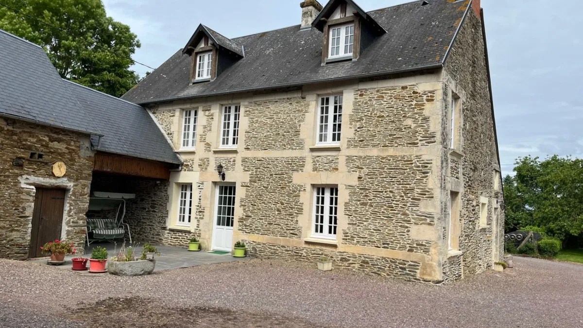 Photo 1
