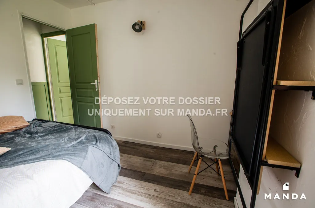 Photo 10