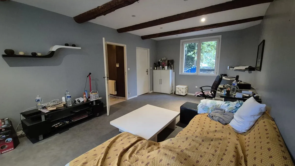 Photo 9