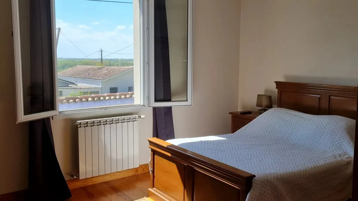 Photo 4