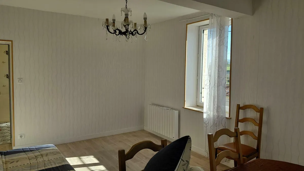 Photo 6