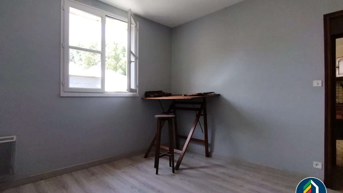 Photo 5