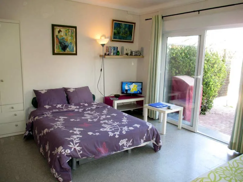 Photo 10