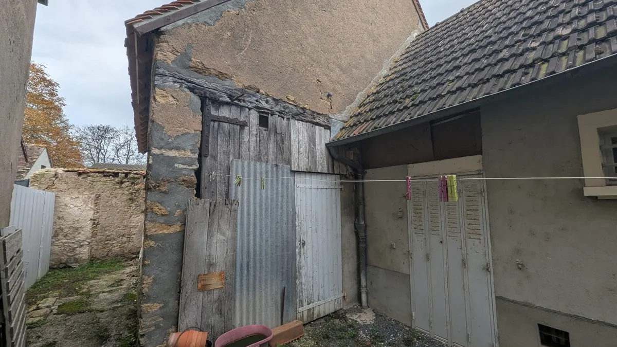 Photo 12