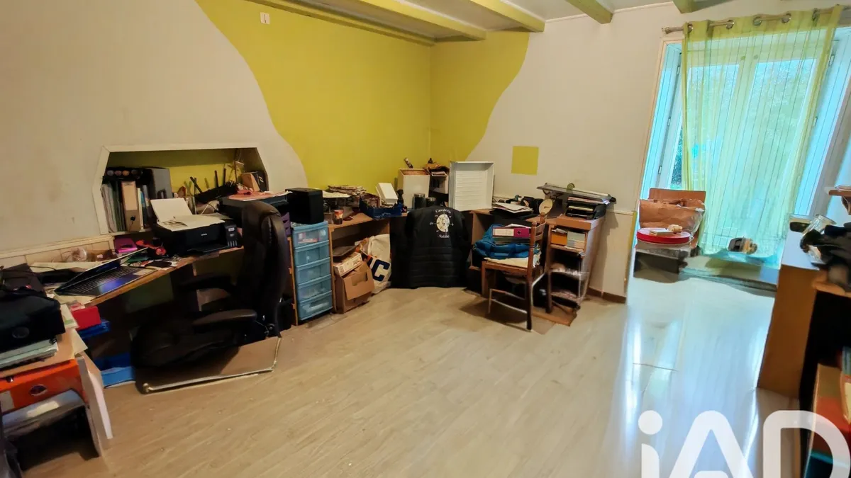 Photo 8