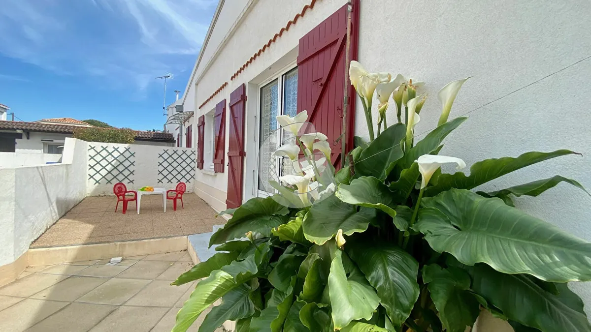 Photo 1