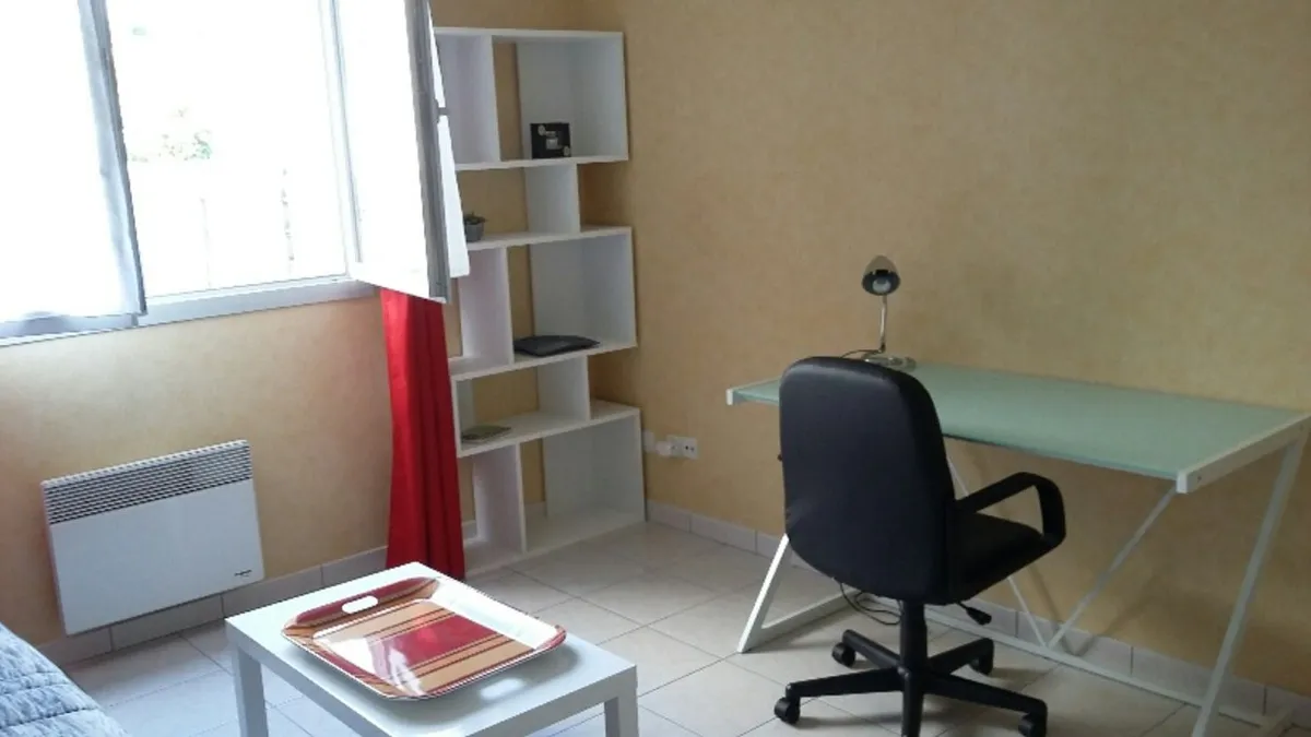 Photo 3