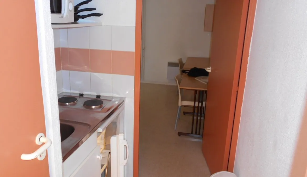 Photo 8
