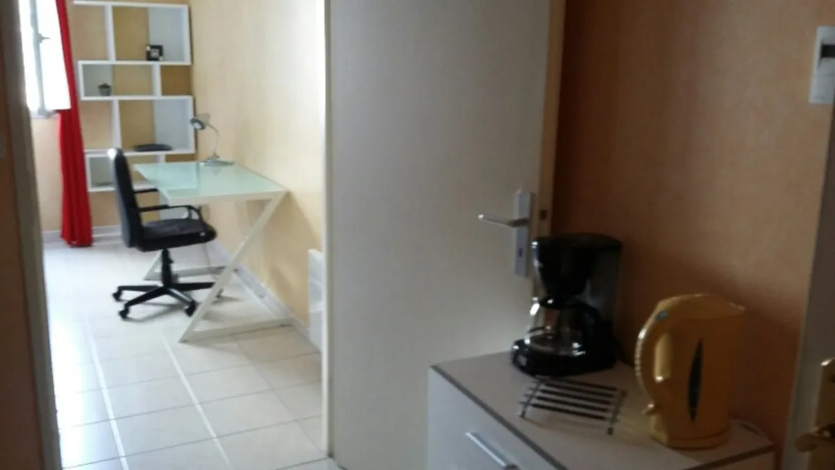 Photo 6