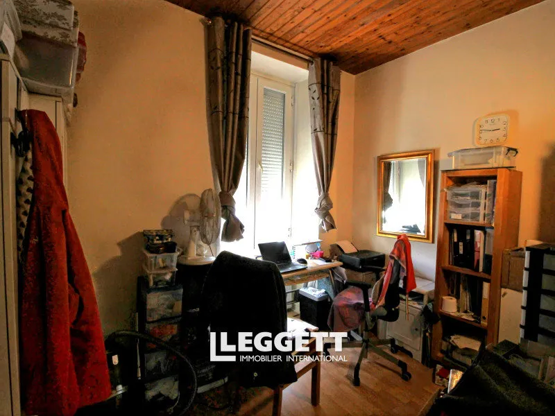 Photo 9