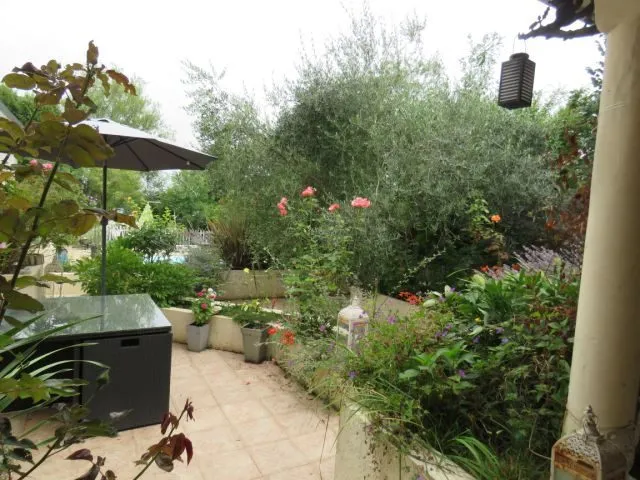 Photo 28