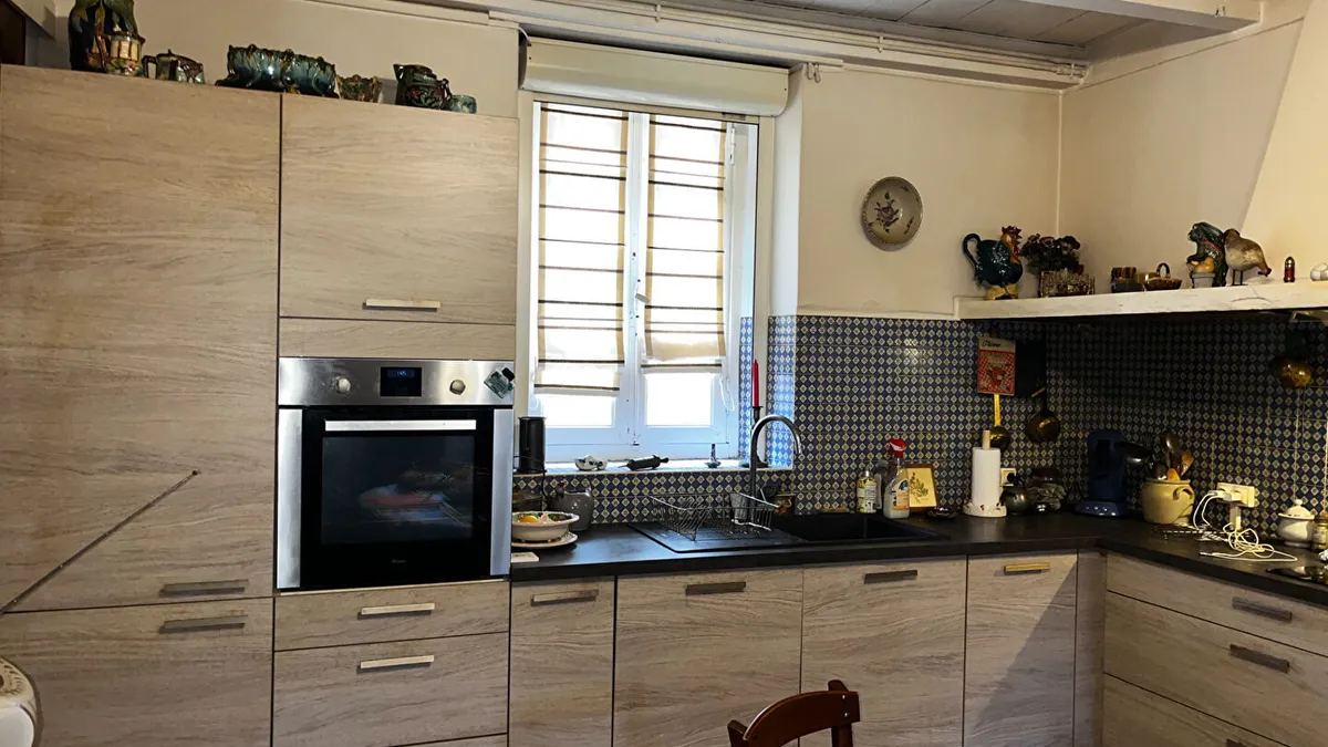 Photo 8