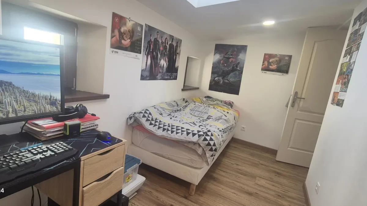 Photo 7