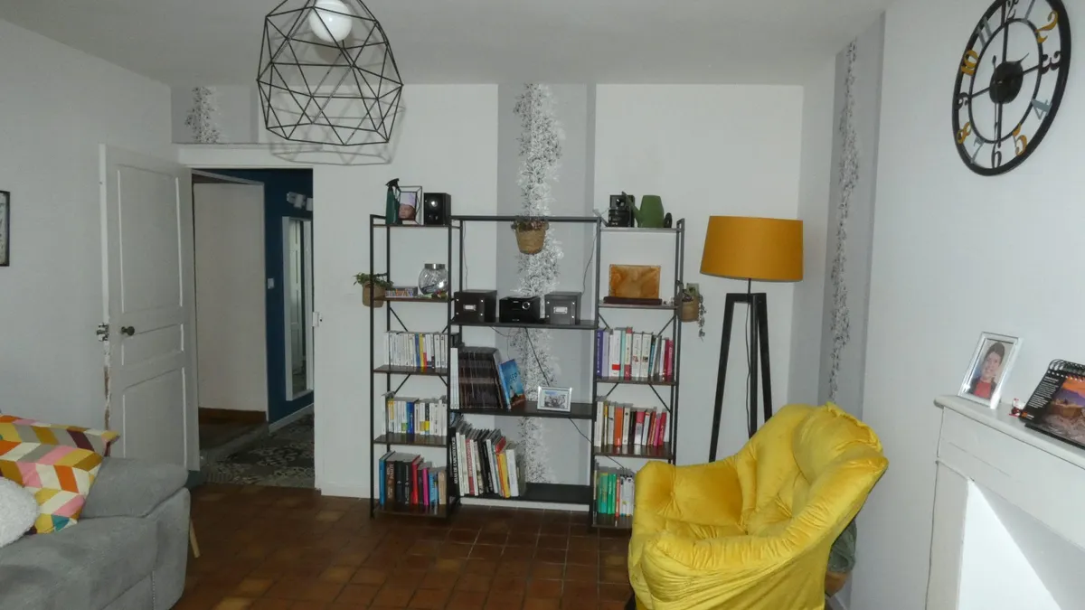 Photo 8