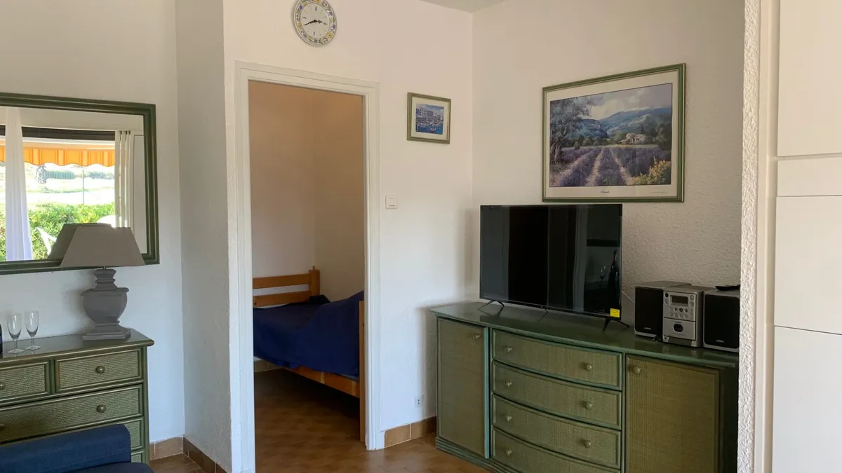 Photo 11