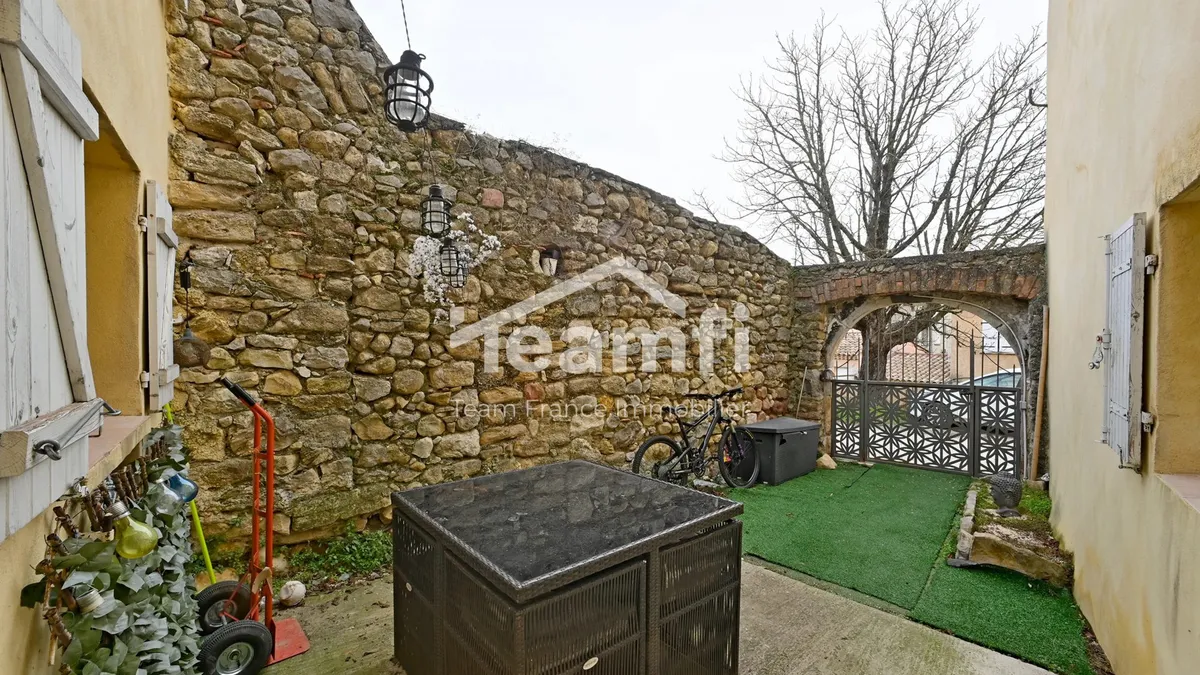Photo 13