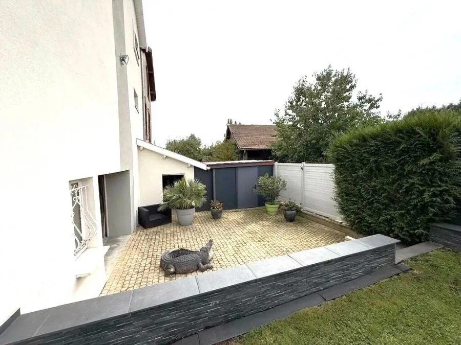 Photo 11