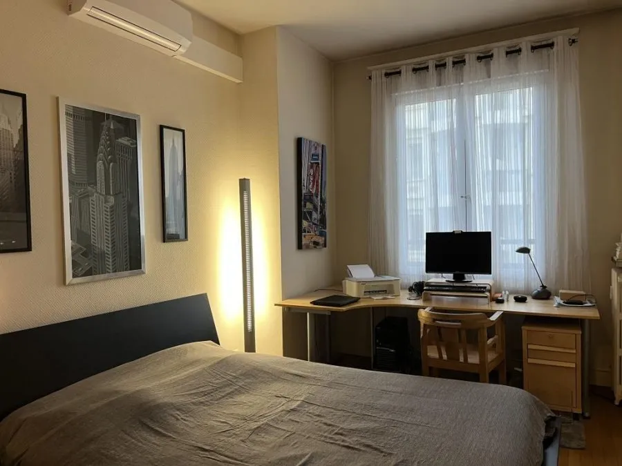 Photo 10