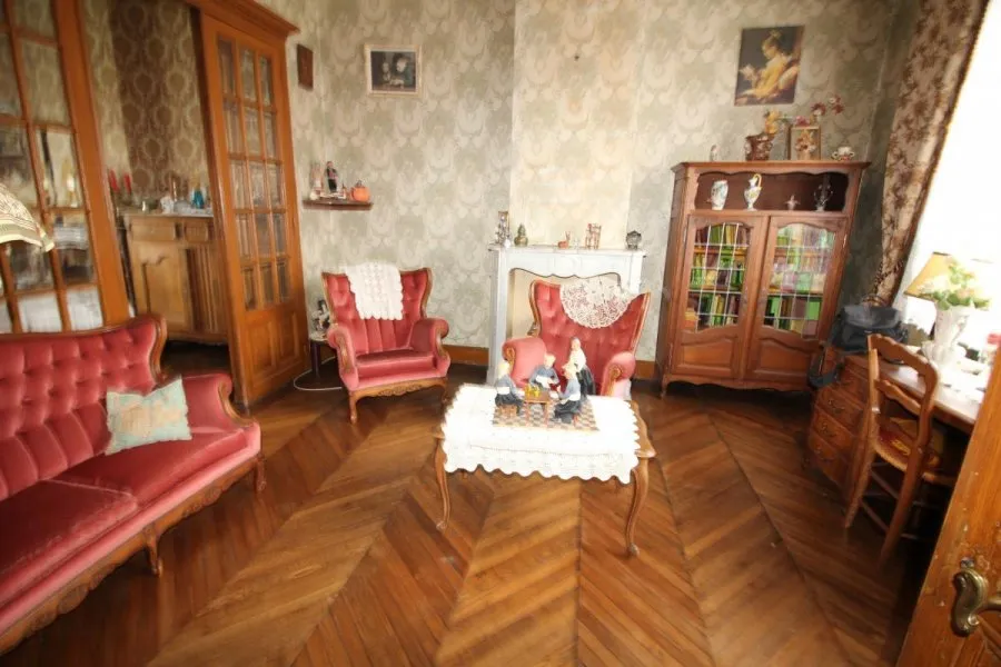 Photo 8