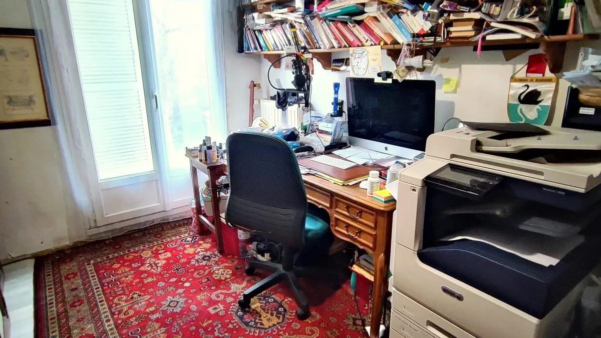 Photo 10