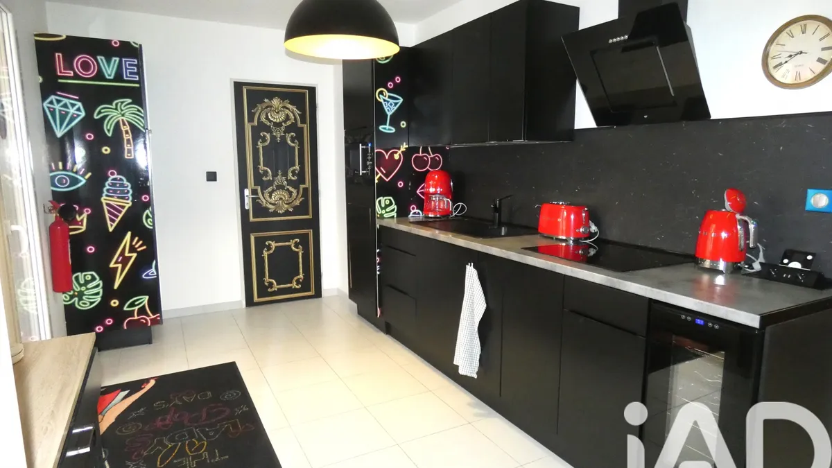 Photo 5
