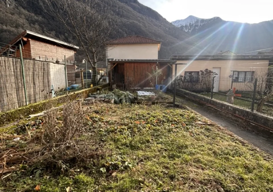 Photo 18