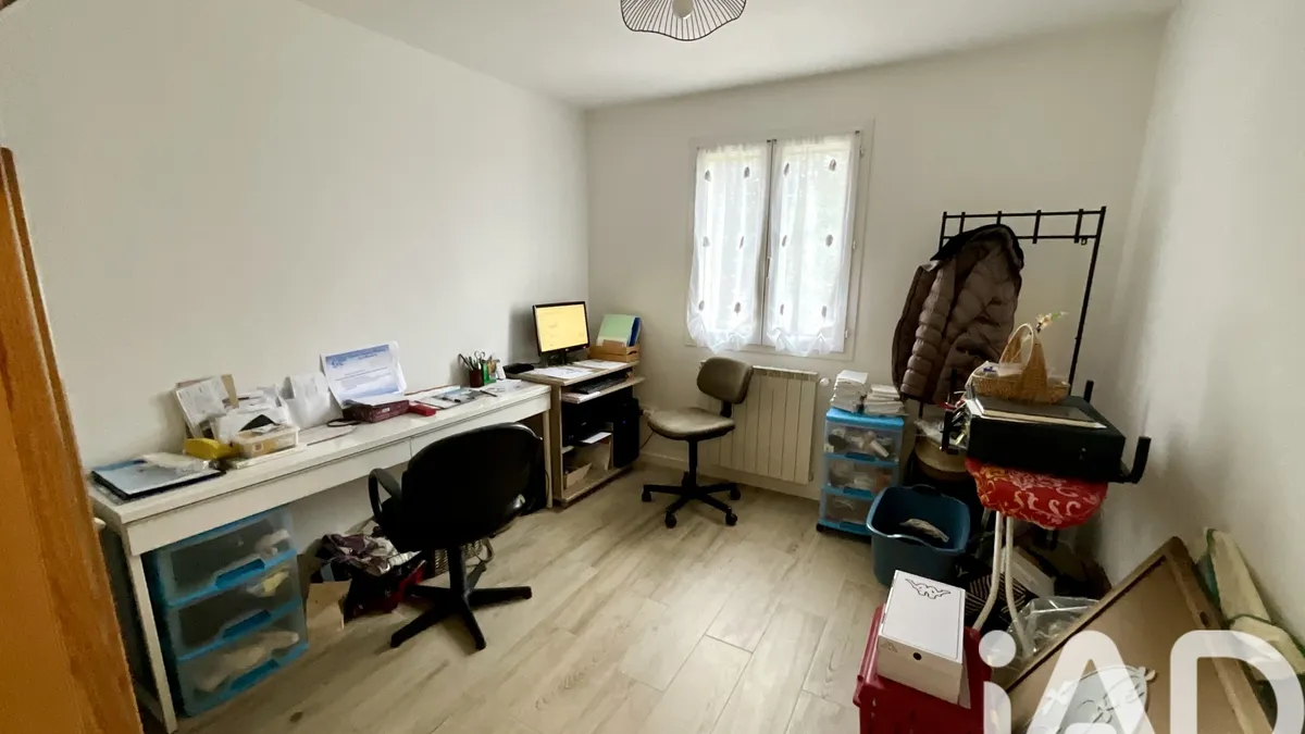 Photo 11
