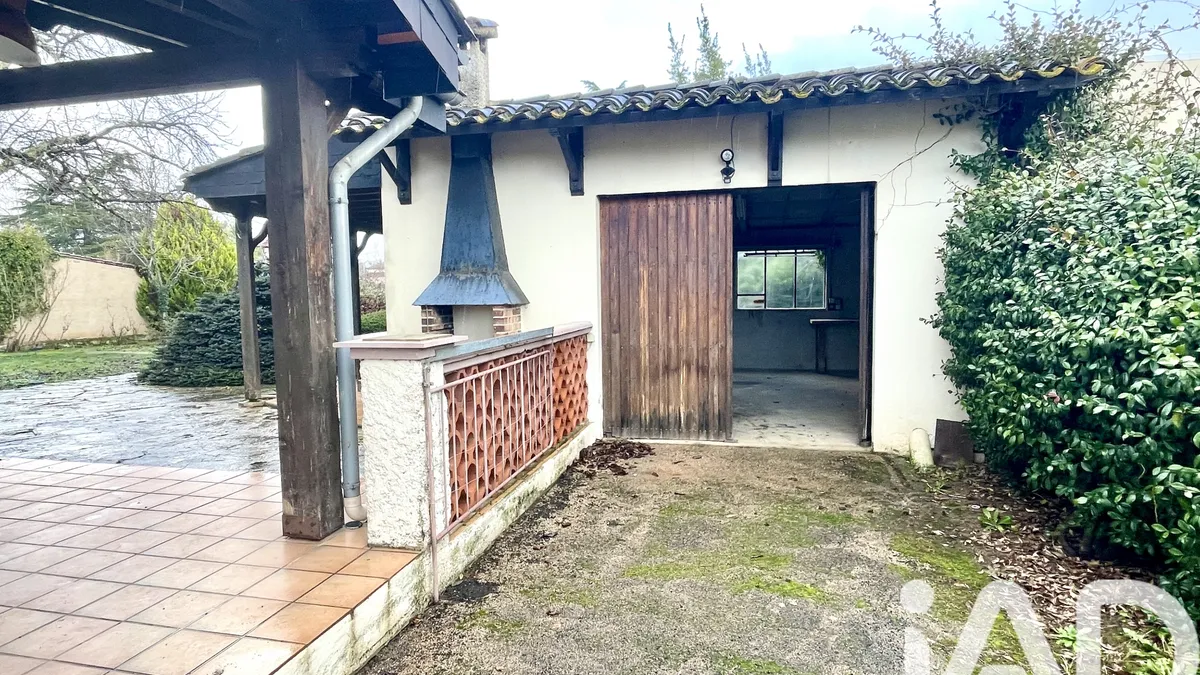 Photo 20