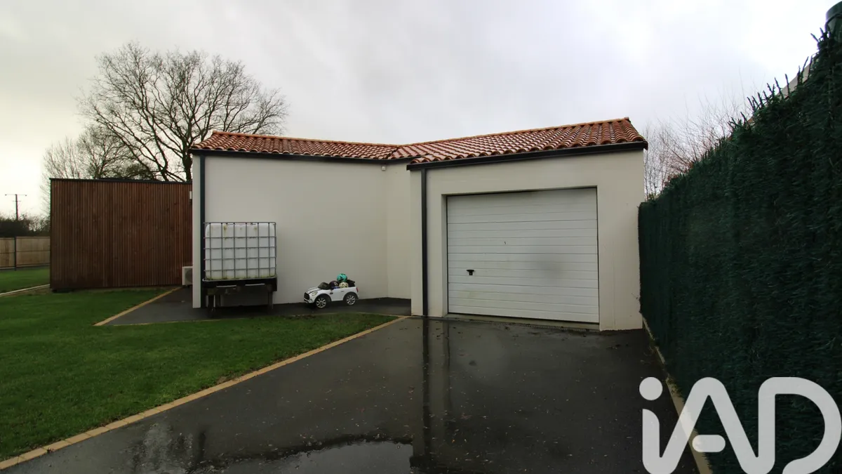 Photo 19