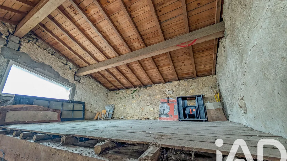 Photo 13