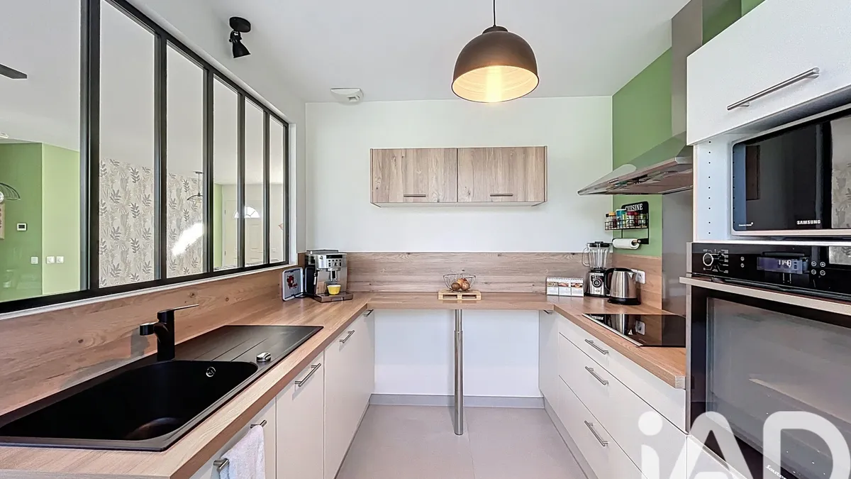 Photo 4