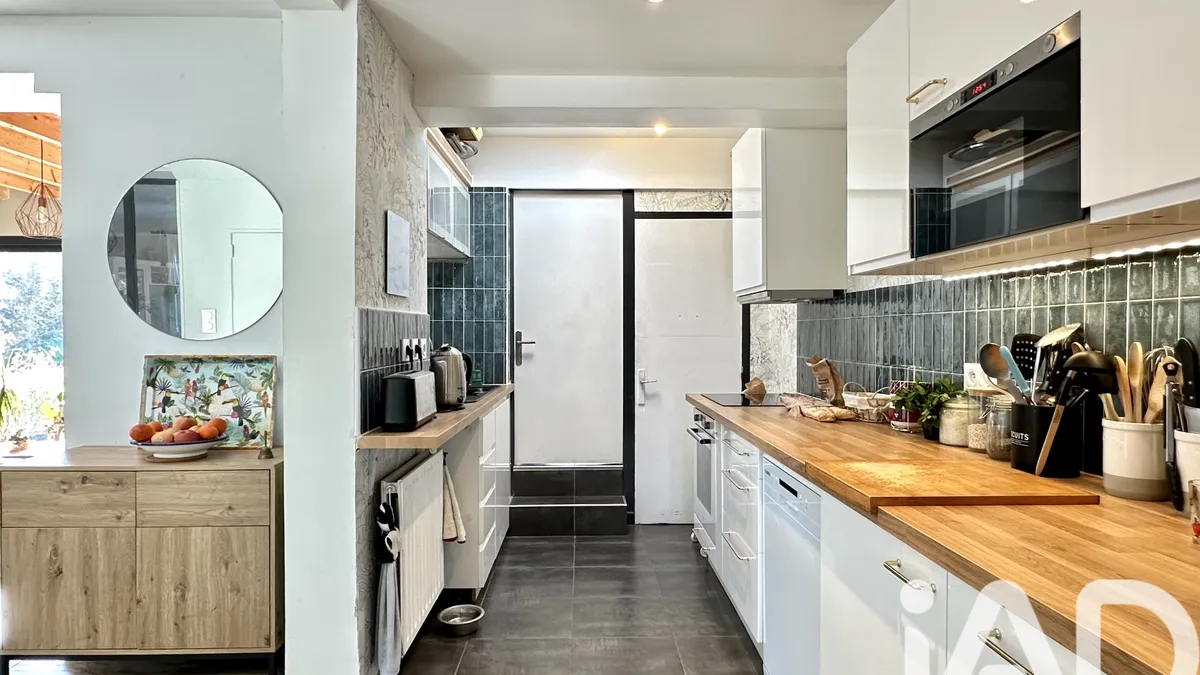 Photo 7