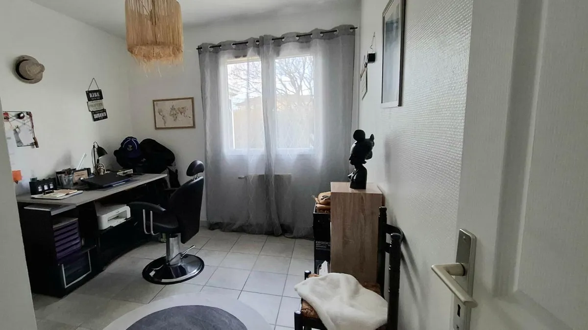 Photo 13