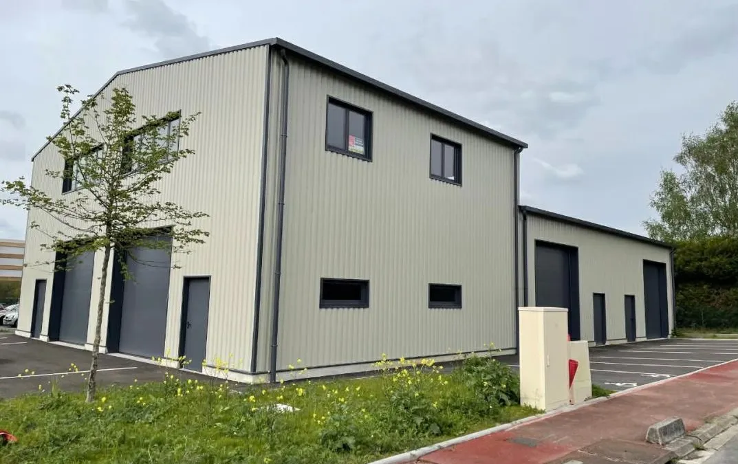 Photo 1