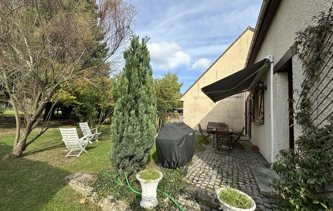 Photo 9