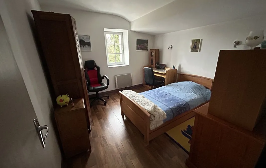 Photo 11