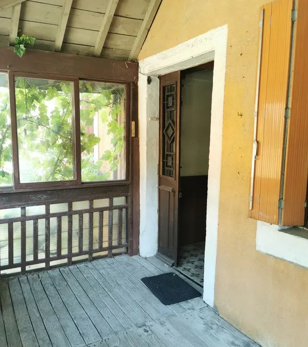 Photo 2