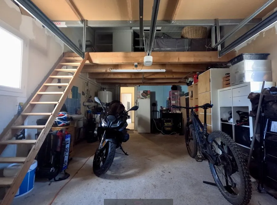 Photo 13