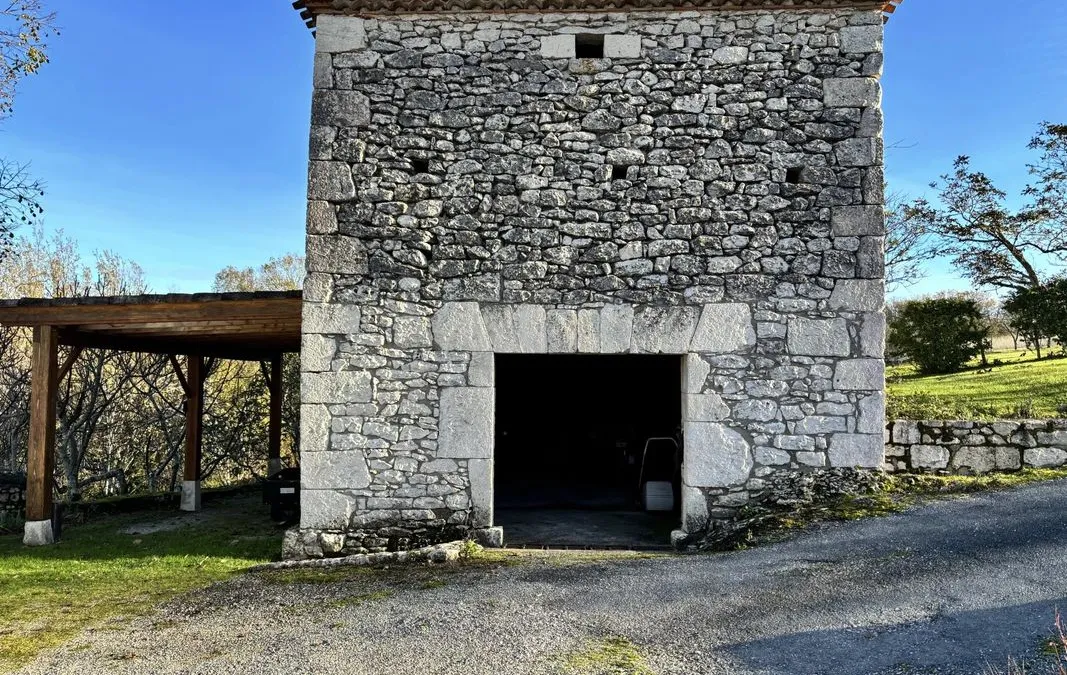 Photo 19
