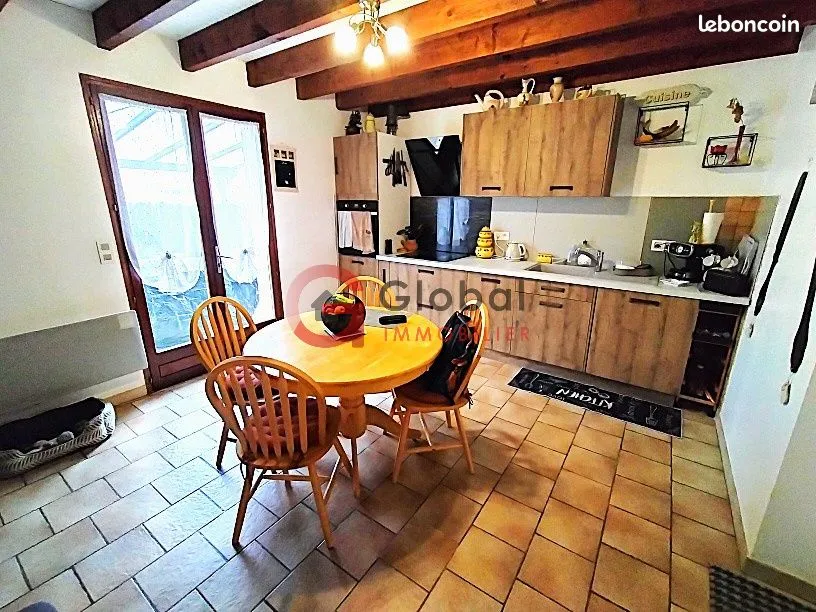 Photo 8