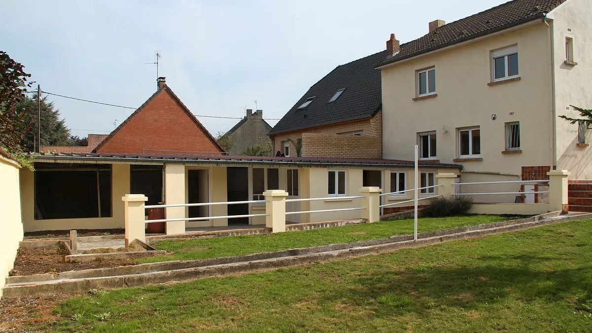Photo 2