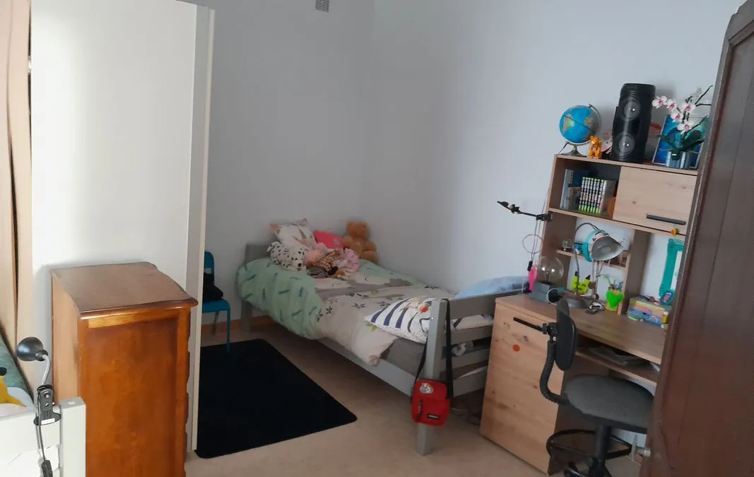 Photo 10