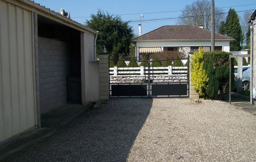 Photo 2