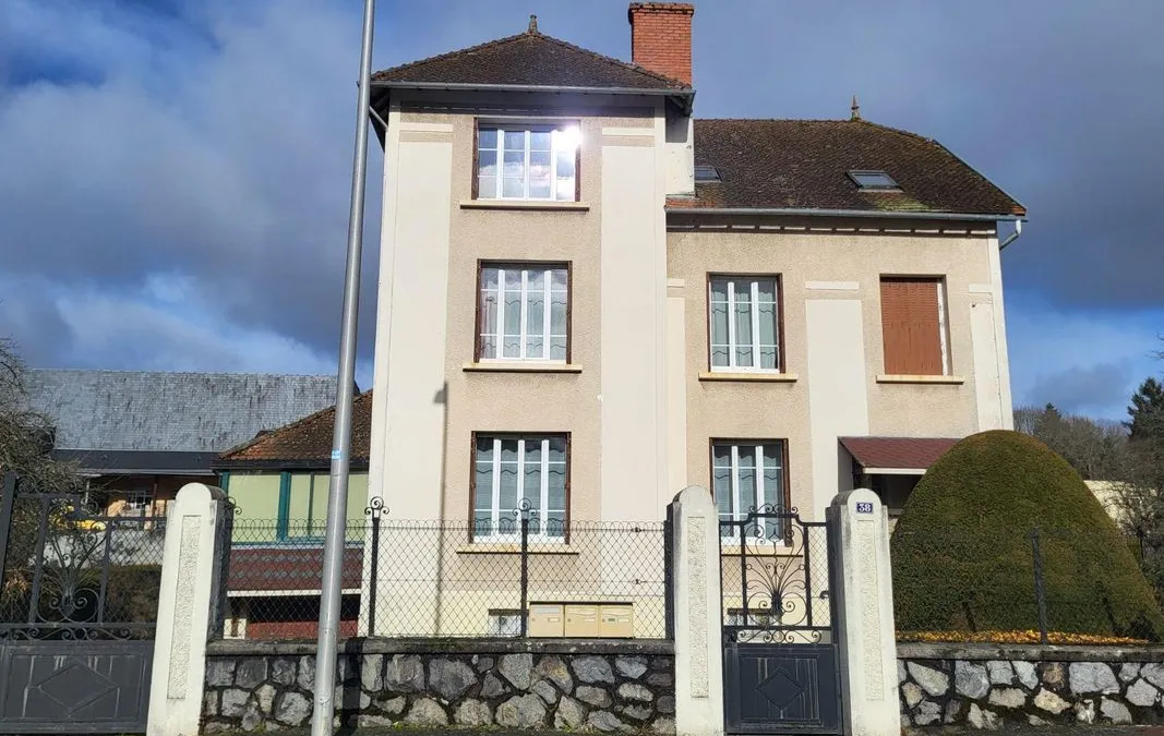 Photo 10