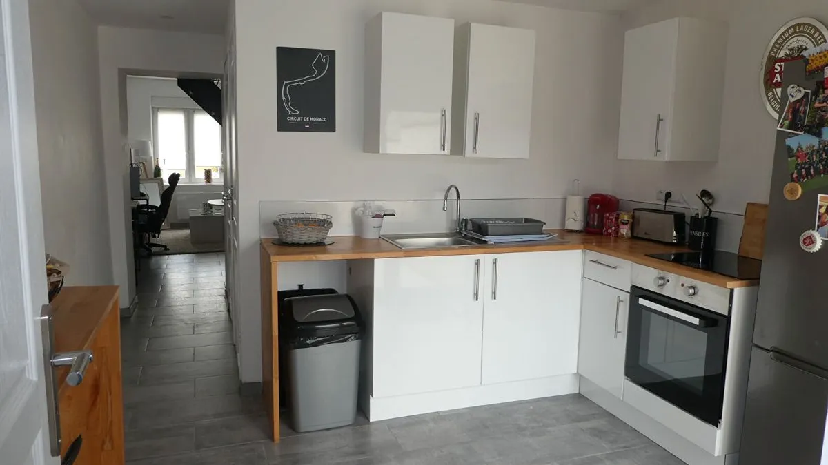 Photo 3
