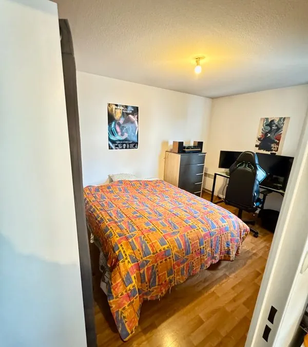 Photo 3