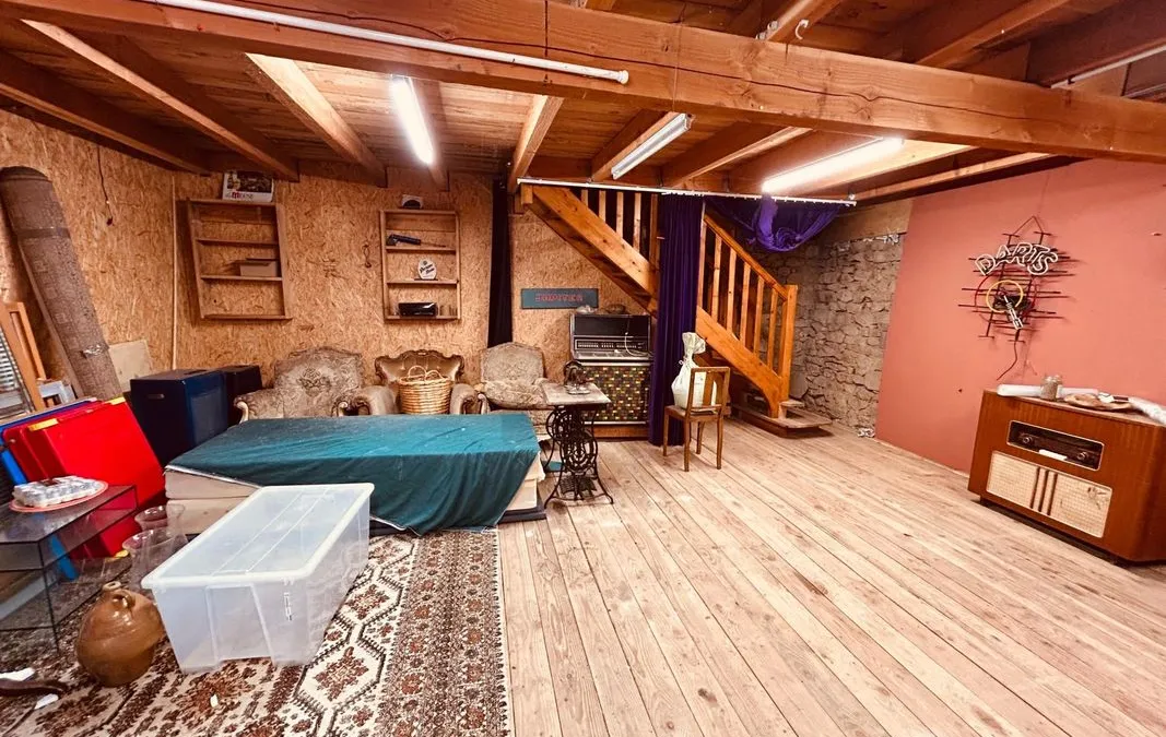Photo 16